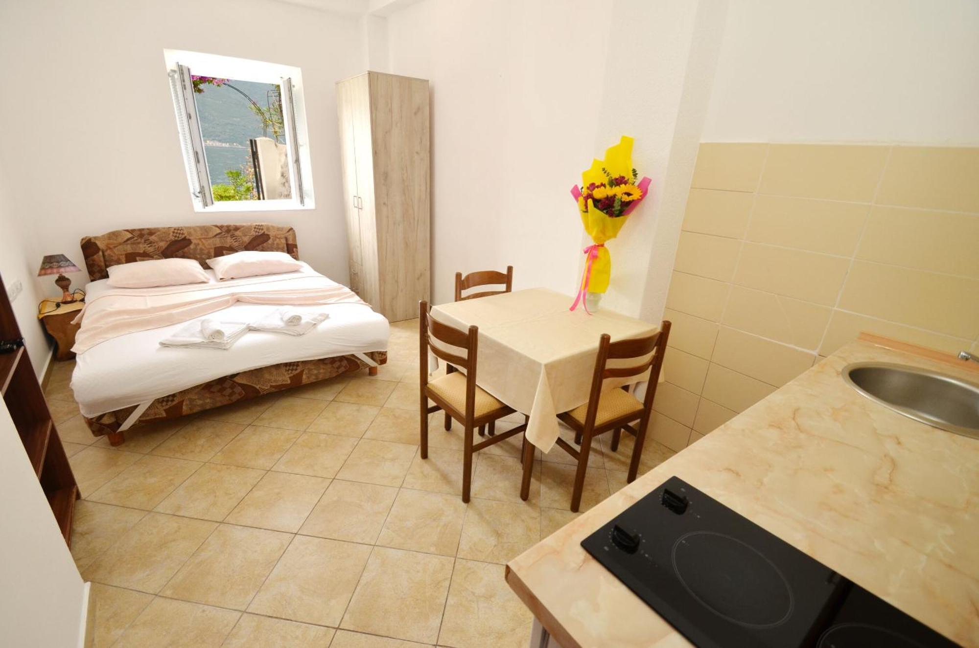Apartments Mir I Dobro Kotor Dış mekan fotoğraf