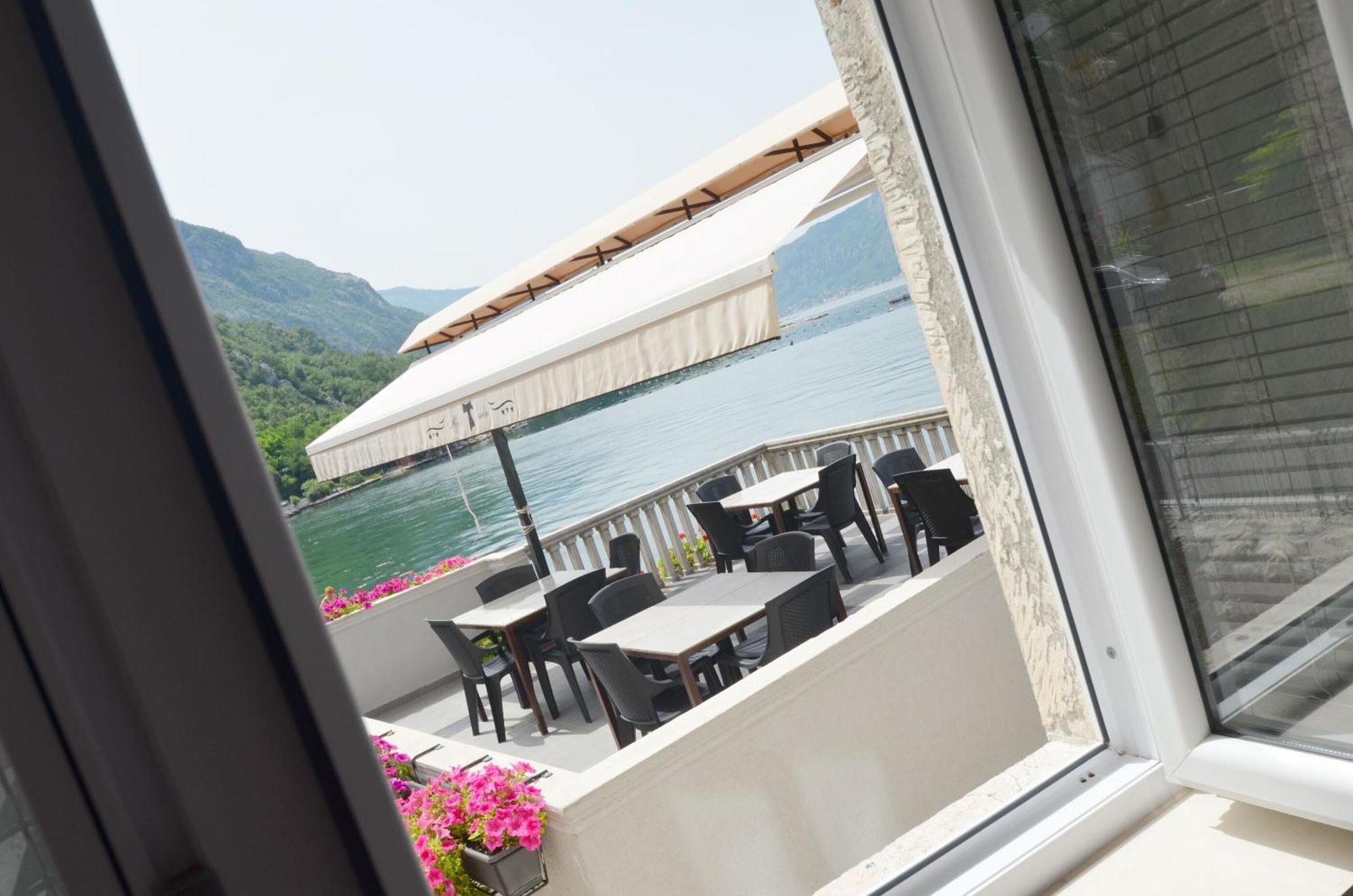 Apartments Mir I Dobro Kotor Dış mekan fotoğraf