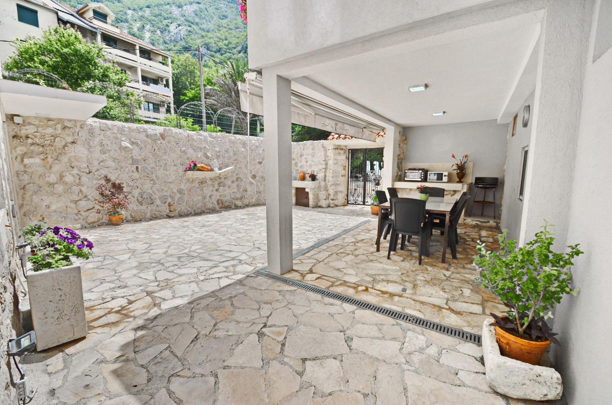 Apartments Mir I Dobro Kotor Dış mekan fotoğraf